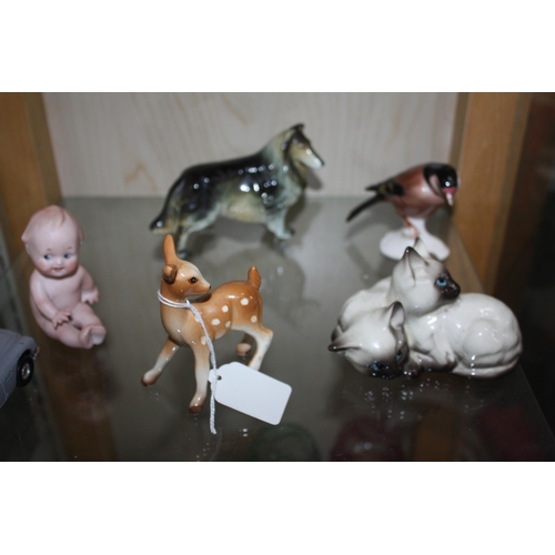 381 - Goebl bird, Beswick cat group etc (5)