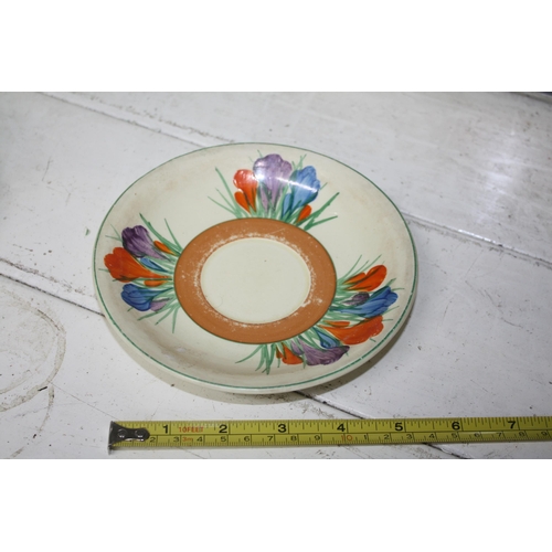 392 - Clarice Cliff Crocus pattern saucer- some rubbing