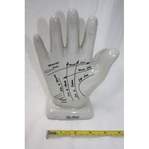 398 - Palmistry hand 8