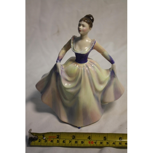 485 - Royal Doulton Lisa 8