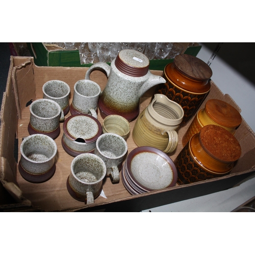 540 - Hornsea storage jars, pottery coffee set etc