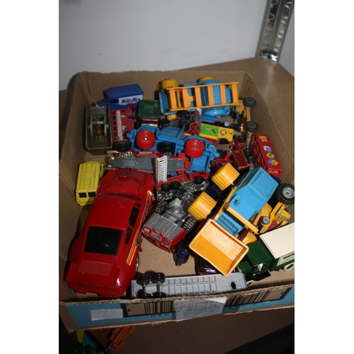 562 - Box model vehicles