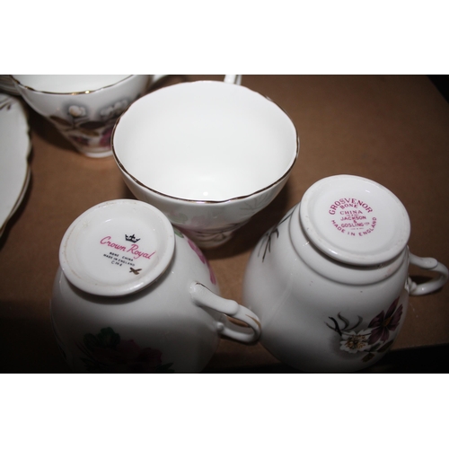 587 - Jackson & Gosling teaset, 1 other & trio