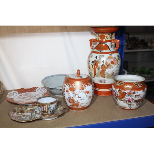 628 - Group Oriental china