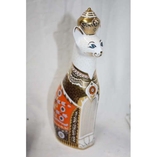 668 - Royal Crown Derby Siamese Cat L111 no stopper 8 1/2