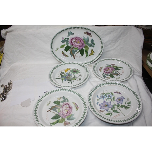 689 - 4 Portmeirion dinner plates 10 1/4