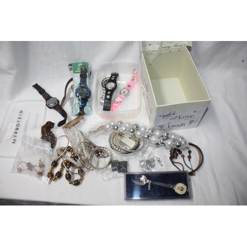 797 - Box costume jewellery & box watches