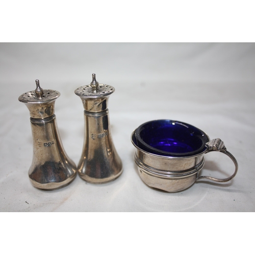 846 - Pair silver salts 2 3/4