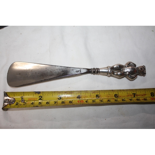 861 - Silver handled teddy bear shoe horn