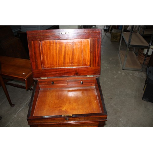 1537 - 19th Century rosewood Davenport 32