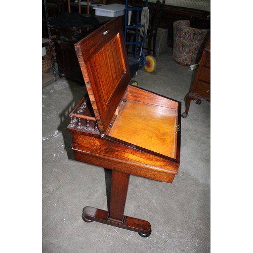 1537 - 19th Century rosewood Davenport 32