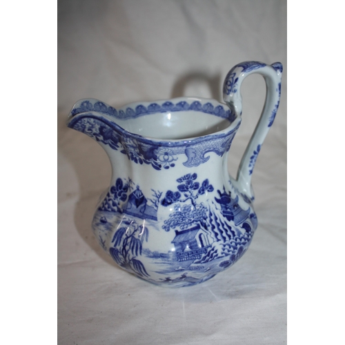 473 - Masons blue & white jug 6 1/2