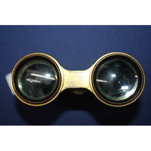 1485 - Cam Optician Paris opera glasses- Jumelle Duchesse dented