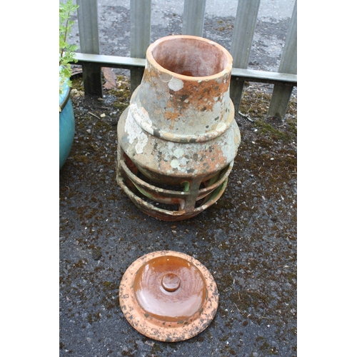 53 - Terracotta chimney cowl 16 1/2