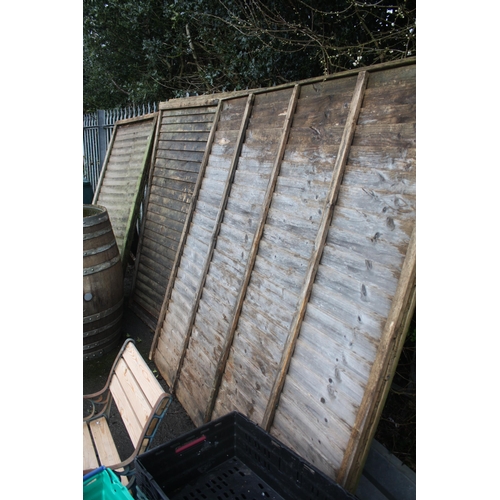 117 - 3 x 1.8 metre wooden garden panels & gate