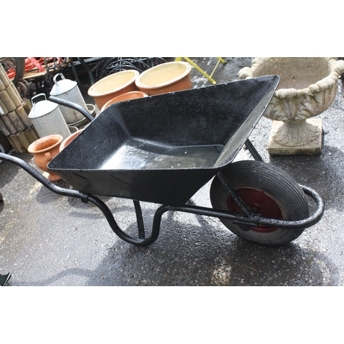 104 - Black painted wheelbarrow with pneumatic tyre