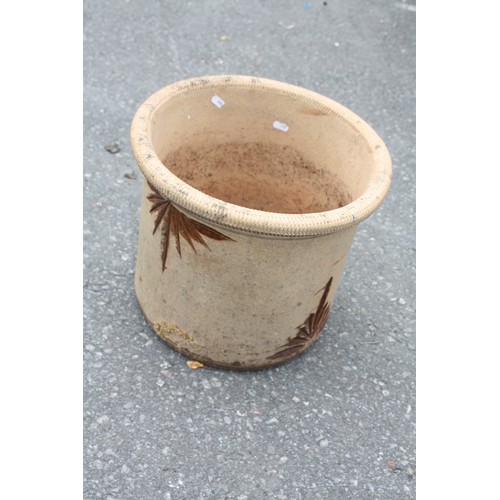 50A - Garden planter 32 cm h.- hairline crack