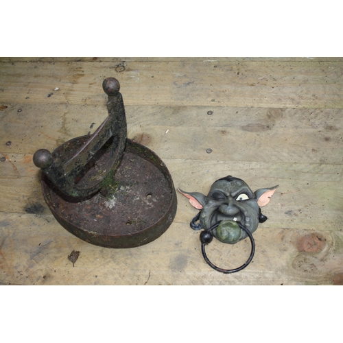 77 - Boot scrape & novelty door knocker