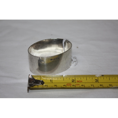 1127 - Silver napkin ring 33 grammes