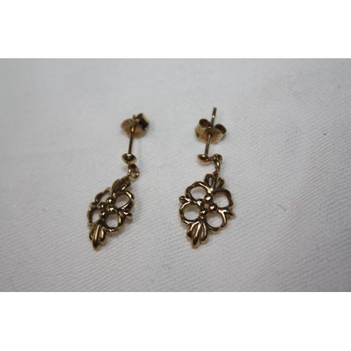 1180 - 9k gold openwork earrings 1.75 grammes