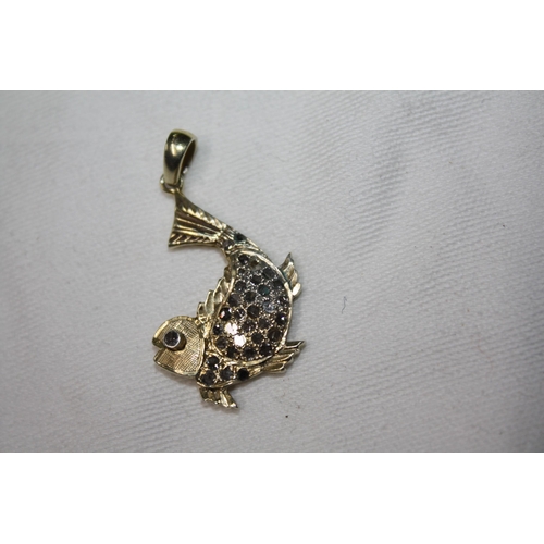 1195 - Rose cut diamond fish pendant