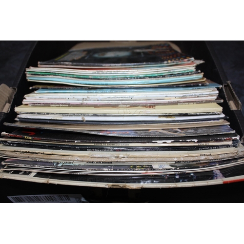 1543 - Box numerous LP records a/f