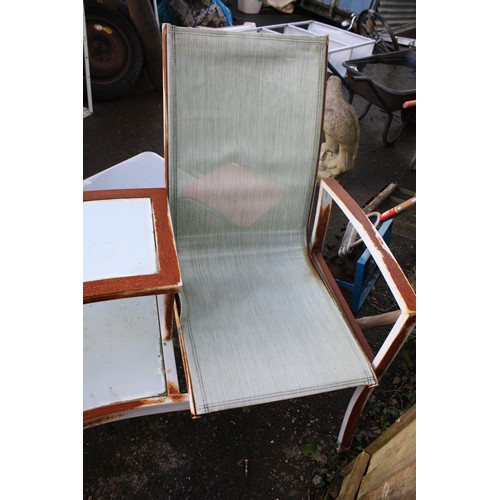 125 - Metal & glass garden seat 61