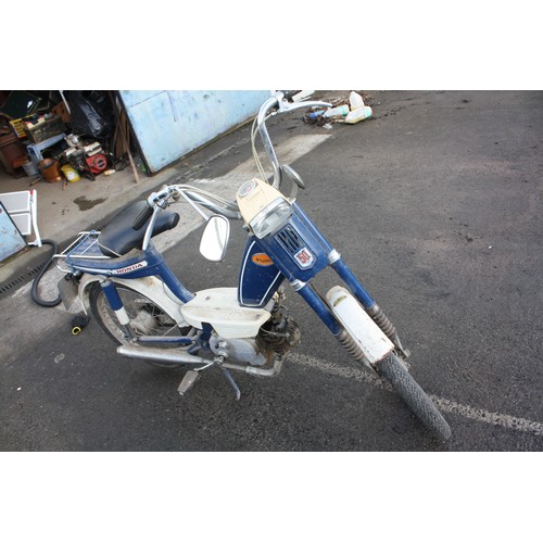 1 - Honda C50 novio moped. No V5
No petrol so not checked sold as seen