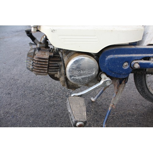 1 - Honda C50 novio moped. No V5
No petrol so not checked sold as seen