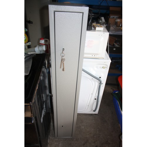 1B - Gun cabinet complete with 4 keys 52