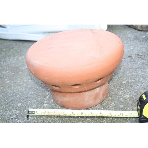 60 - Terracotta chimney cowl 7