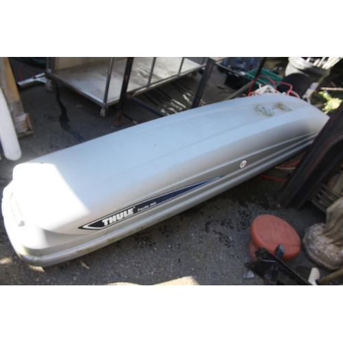 65 - Thule roof box 86