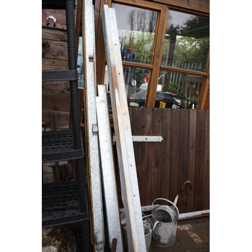117 - 2 Stable doors with hinges and framework 79