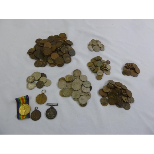 462 - A quantity of English and Irish coins and three WWI medals