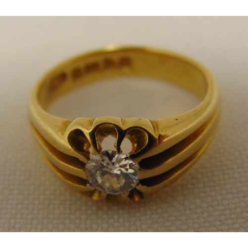 289 - 18ct yellow gold and diamond gypsy set ring, approx total weight 5.7g