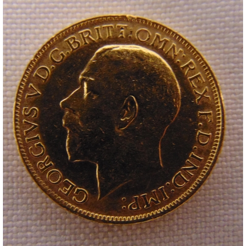 358 - George V 1911 sovereign