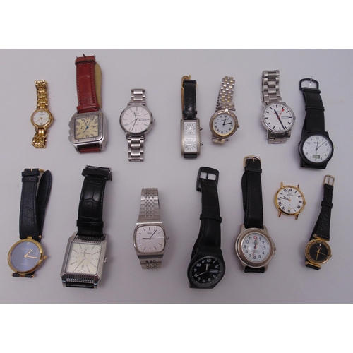 290 - A quantity of ladies and gentlemans fashion wristwatches to include Seiko, Rotary and Swatch (14)