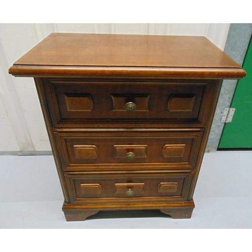 19 - A rectangular mahogany three drawer table top chest of drawers on four bracket feet, 60 x 51 x 30cm