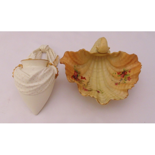 104 - Royal Worcester shell shaped dish and a Royal Worcester wall pocket, signed to the bases, 10cm (w)