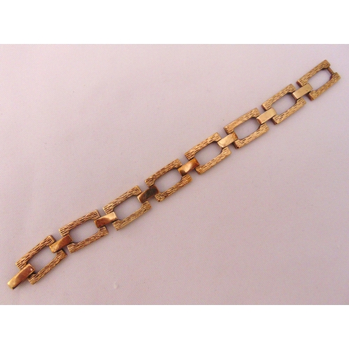 342 - 9ct yellow gold fancy link bracelet, approx total weight 30.1g