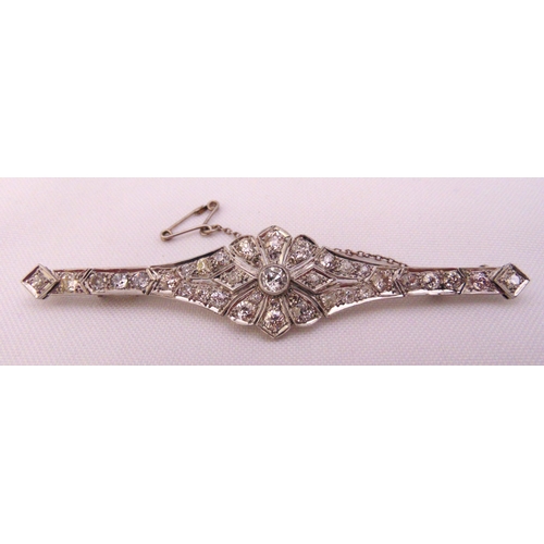 300 - An Art Deco platinum and diamond brooch, approx total weight 12.5g