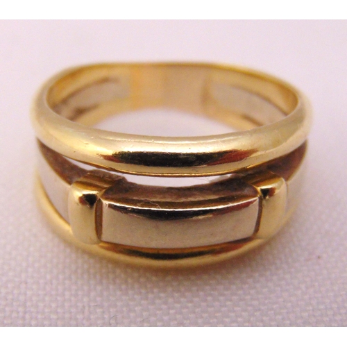 323 - Gold dress ring tested 9ct, approx total weight 8.1g