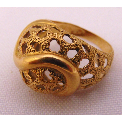 325 - Gold dress ring tested 9ct, approx total weight 6.2g