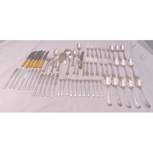 403 - A mixed quantity of silver plated flatware to include fish eaters