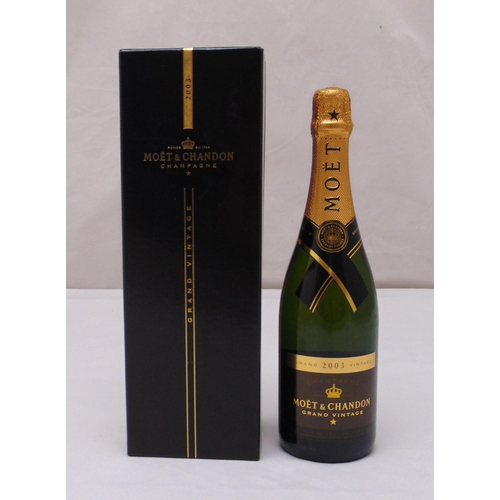 279 - Moet and Chandon 2003 vintage champagne 75cl in original fitted packaging