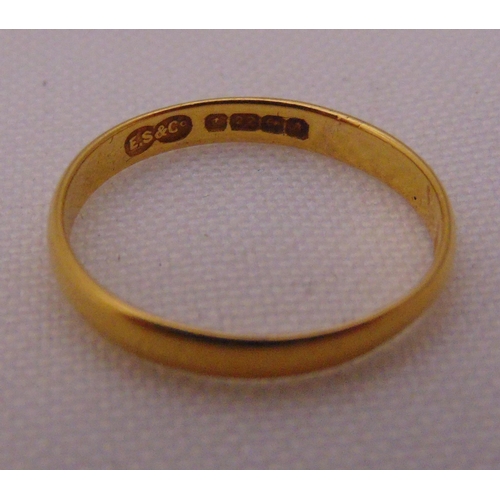 365 - 22ct yellow gold wedding band, approx total weight 1.8g