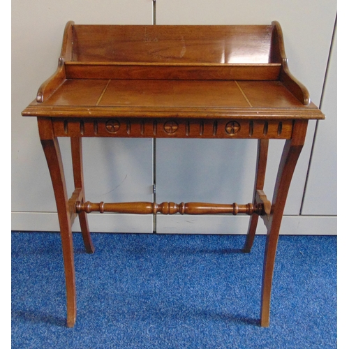 13 - An early 20th century rectangular mahogany and inlaid satinwood library desk on four sabre legs, 74 ... 