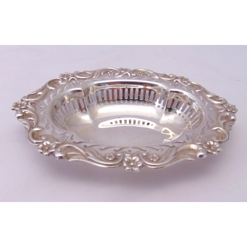 379 - A hallmarked silver shaped oval chased and pierced bonbon dish, London 1966, approx total weight 83g