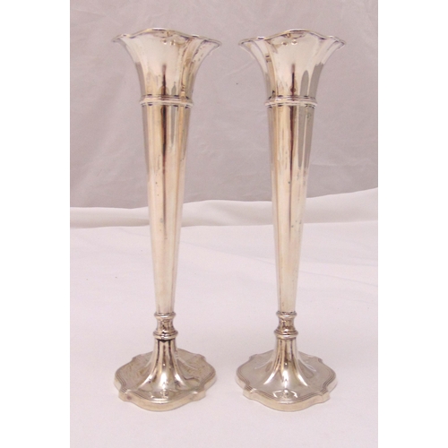 387 - A pair of white metal vases, stamped 800, approx total weight 156g, 20cm (h)