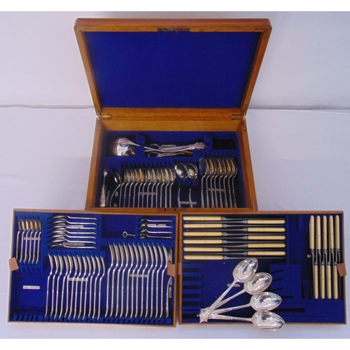 405 - A canteen of silver plated Albany pattern flatware for twelve place settings to include knives, fork... 